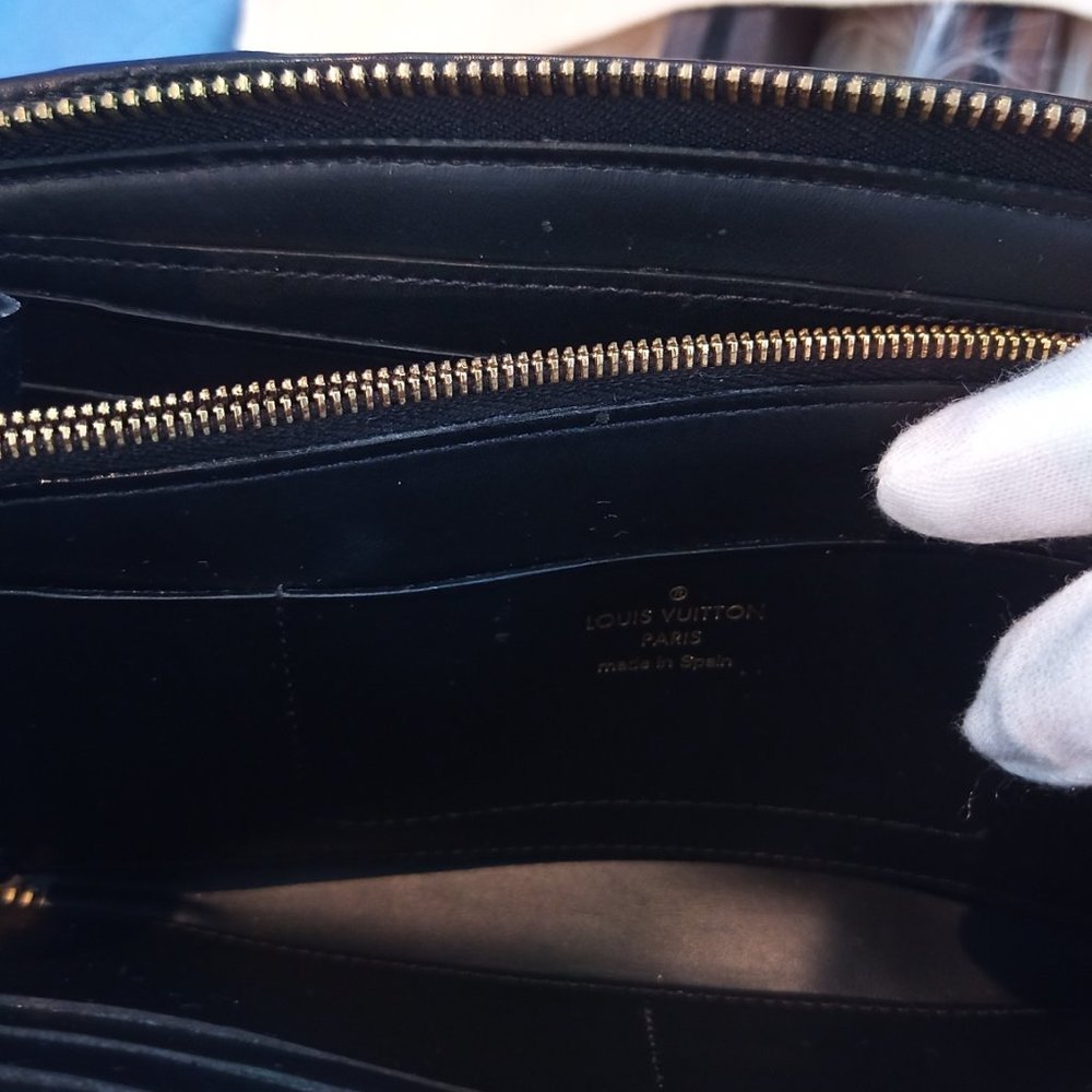 SOLD SOLD! Limited Edition LV Brogue Steamer Pochette Voyage Zippy Wallet - Picture 10 of 13